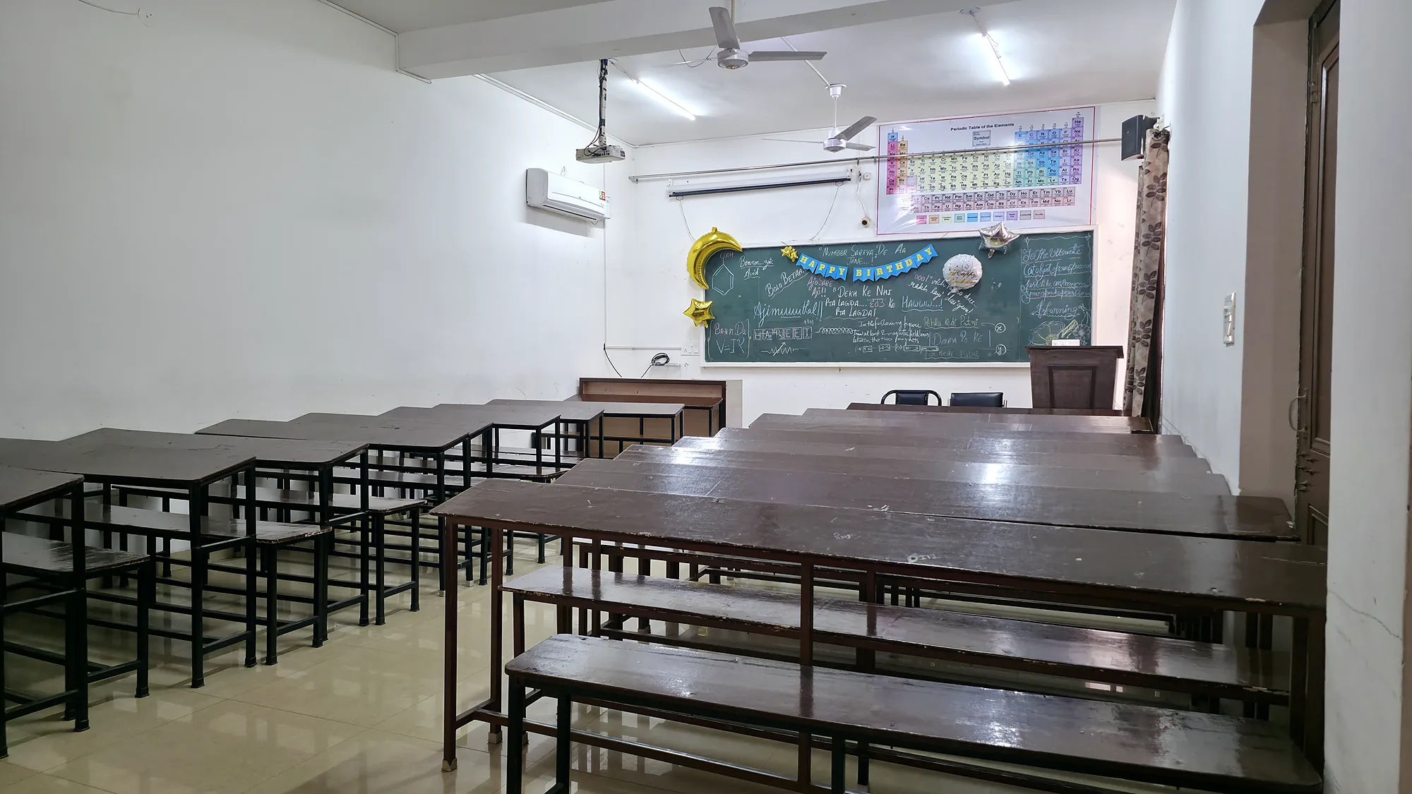 Tiered Stadium Lecture Amphitheatre at Shri Dasmesh Academy